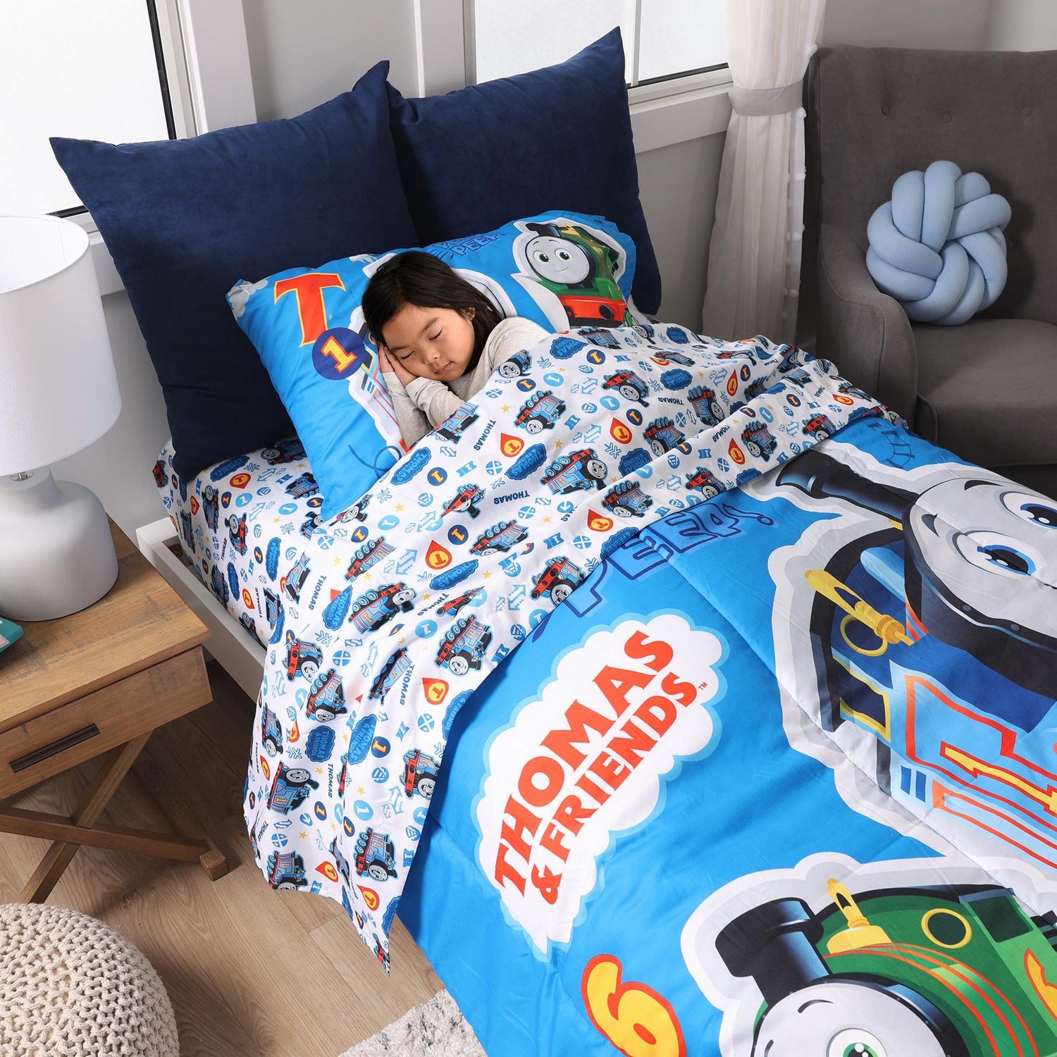 4 Piece Twin Bedding Set, Thomas the Tank, Includes Soft