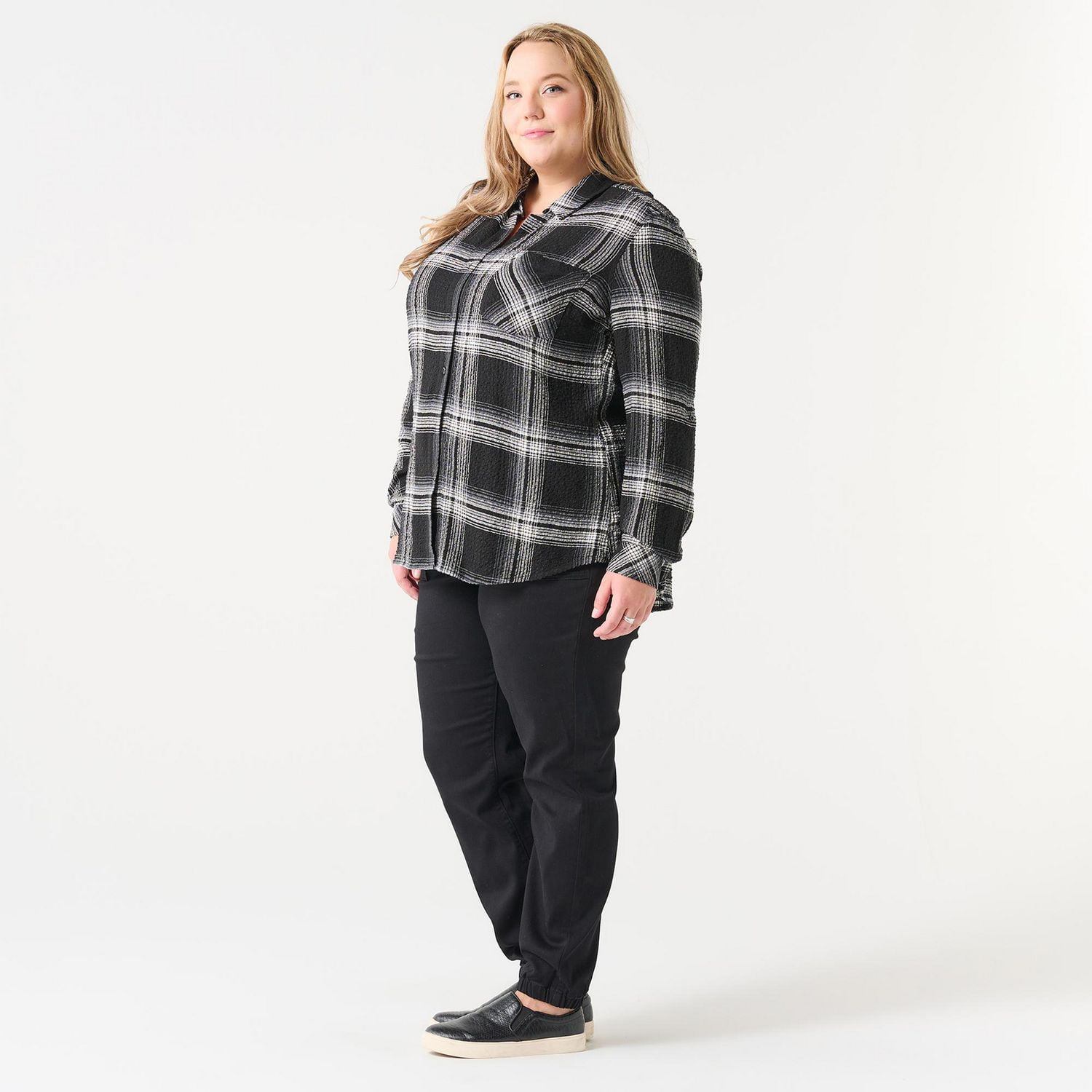 BUTTON FRONT PLAID SHIRT