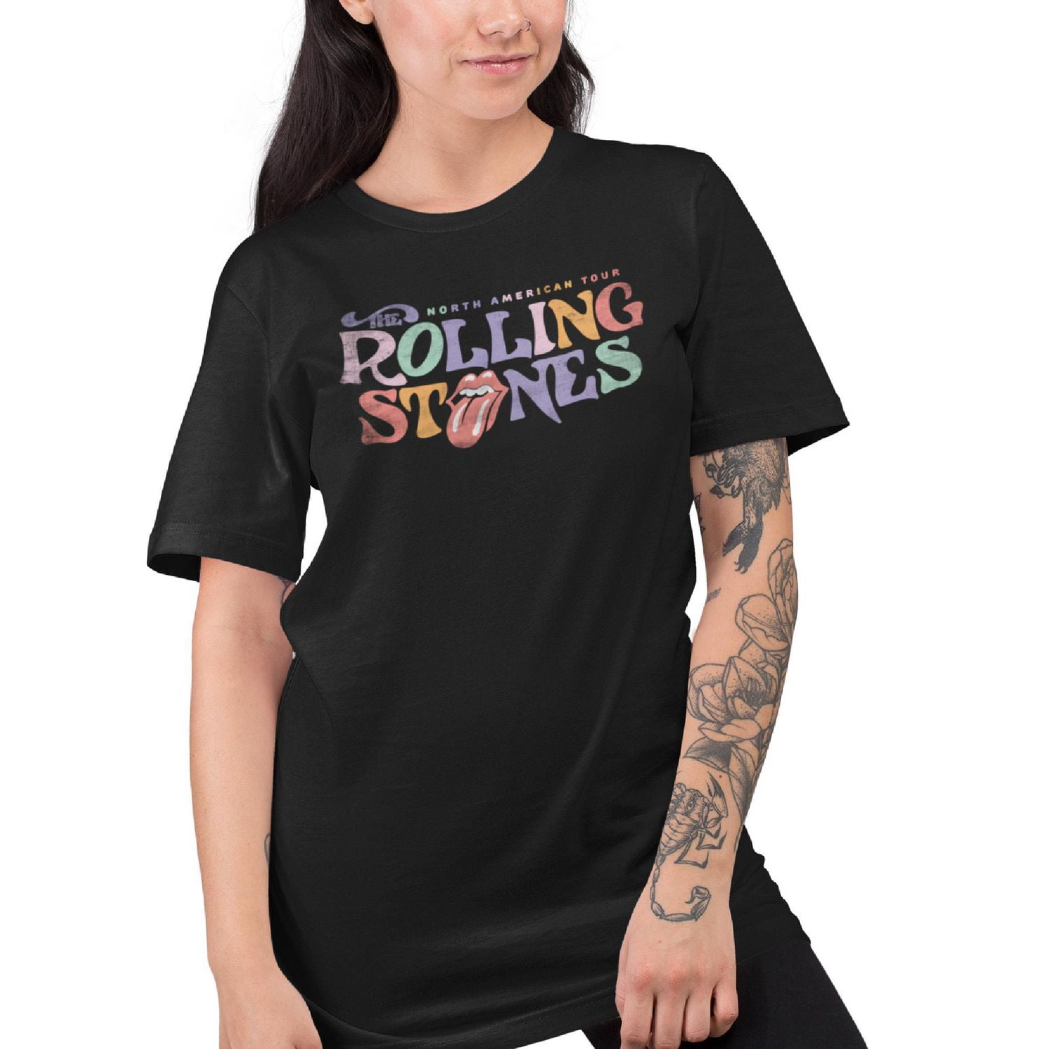 Rolling Stones Tee shirt femme. Ce t-shirt à manches courtes et col rond pour femme peut facilement être porté avec votre jean ou votre bas préféré et Tailles TP à TG