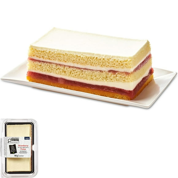 Your Fresh Market Strawberry Bar Cake, 740 g
