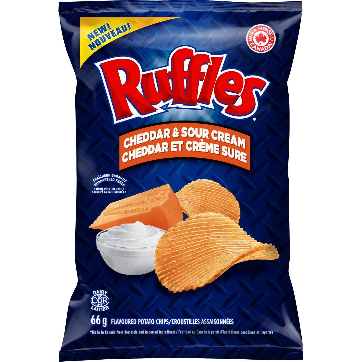 Ruffles Cheddar & Sour Cream Flavoured Potato Chips