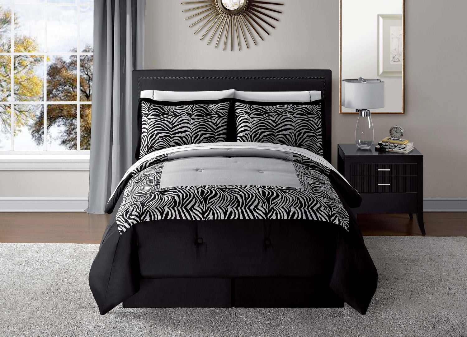 Zebra 8pc Bed In a Bag King Black/Grey Walmart Canada