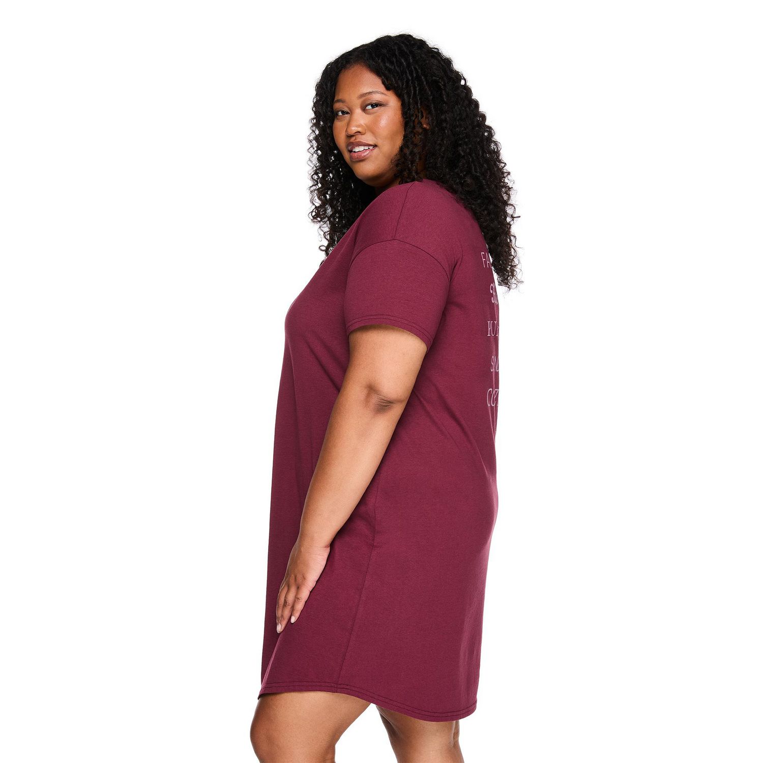 Chemise de nuit à encolure ras du cou George Plus pour femmes