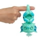 Dragons scintillants Fingerlings -  Noa (Vert-Bleu)  - Bébés animaux de compagnie à collectionner – Par WowWee – image 2 sur 5