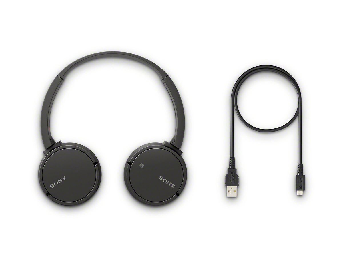 How to reset or initialize the Wireless Headphones (WH-CH520)