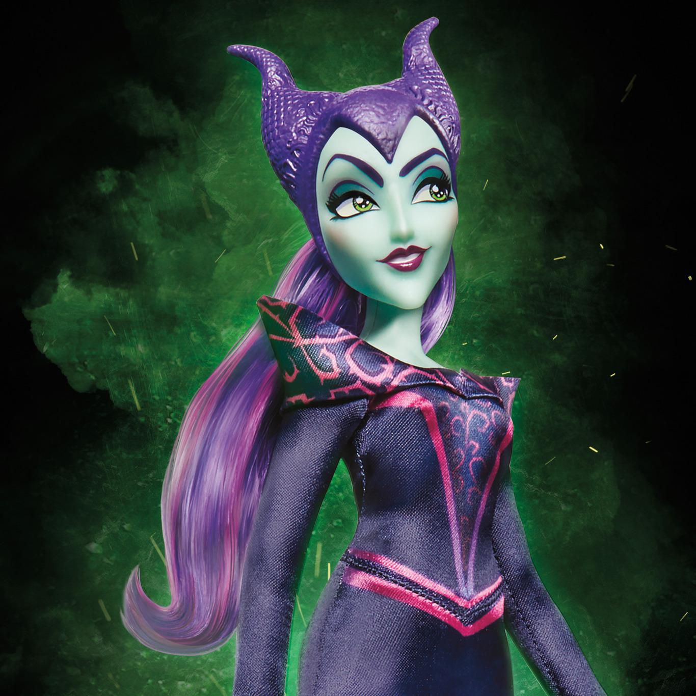 Disney Villains Maleficent Fashion Doll, Accessories and Removable