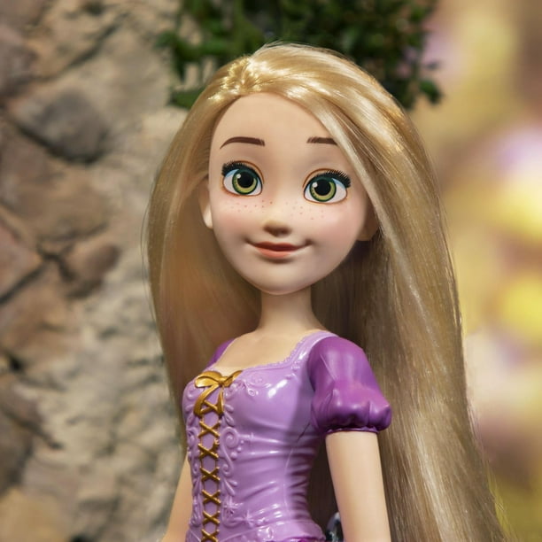 Disney Princesses Collection dorée, 7 poupées mannequin avec jupes - Notre  exclusivité