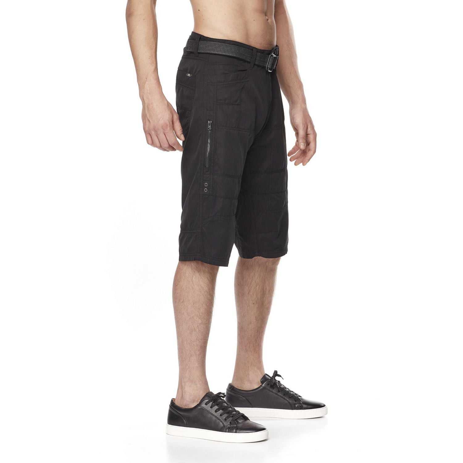 Dark Black Men's Solid Cargo Shorts With Two-Toned Belt