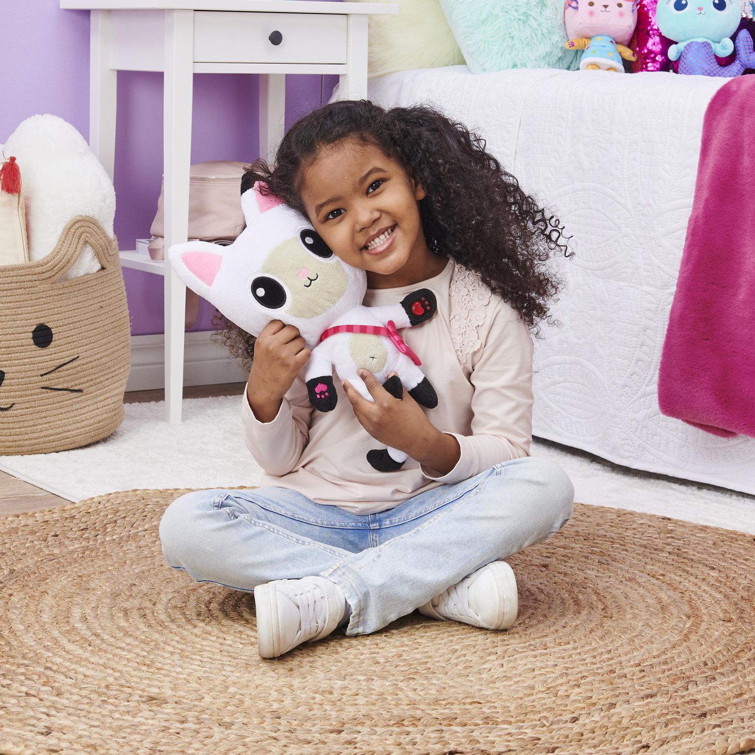 Gabby's Dollhouse, 13-inch Talking Pandy Paws Plush Toy with