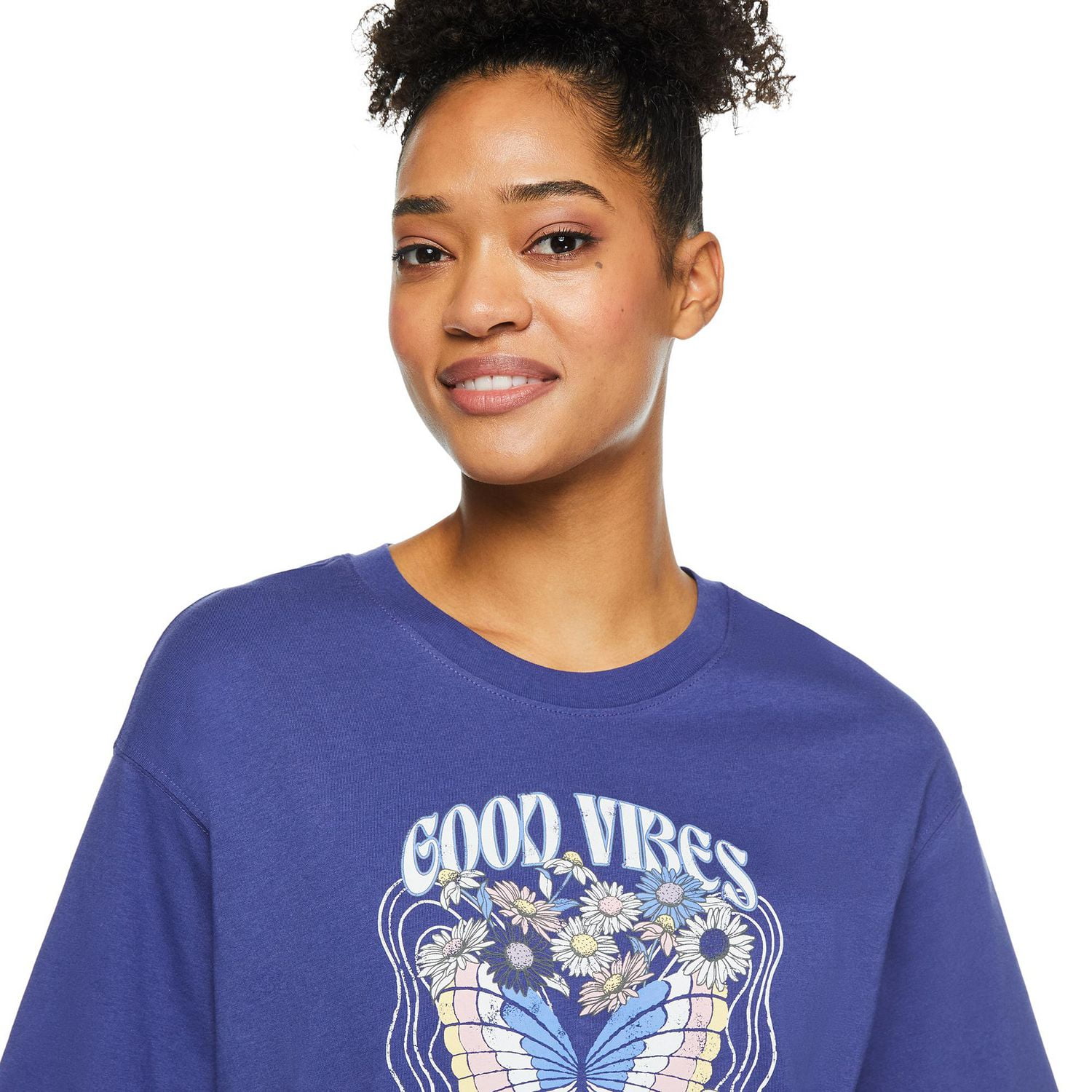 T-shirt surdimensionné No Boundaries pour femmes Tailles TP–TTG