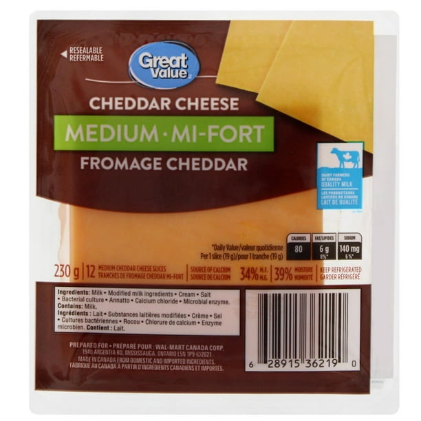 Tranches de fromage cheddar mi-fort Great Value 230 g, 12 tranches