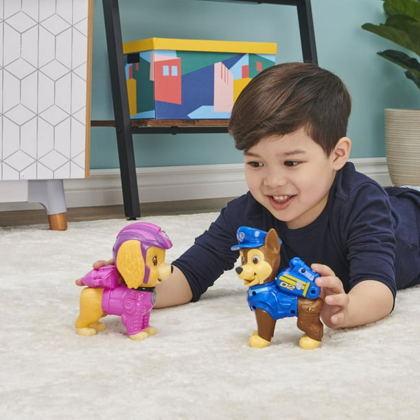 PAW Patrol, Talking Chase 12-Inch-Tall Interactive Plush Toys with Sounds,  Phrases and Wagging Tail, Stuffed Animals, Kids Toys for Ages 3 and up –  Shop Spin Master
