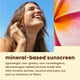 Lotion écran solaire teintée pour le visage Weightless MineralMC à FPS 30 de Hawaiian TropicMD 50 mL – image 5 sur 7