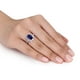 Bague de forme auréole Tangelo avec saphirs bleu et blancs synthétiques 4 CT PBT et accents de diamants, en argent sterling – image 4 sur 5
