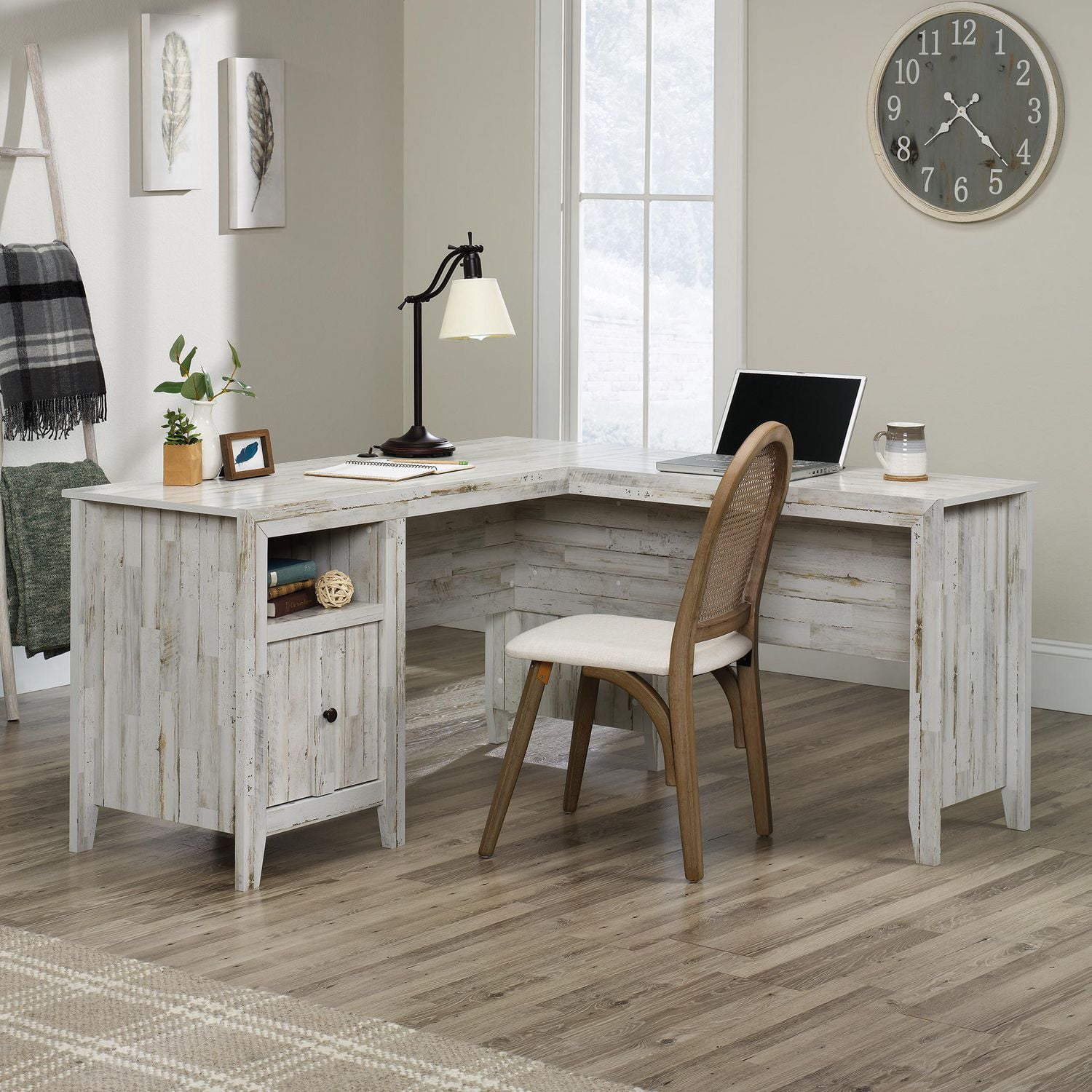 Dakota pass desk discount