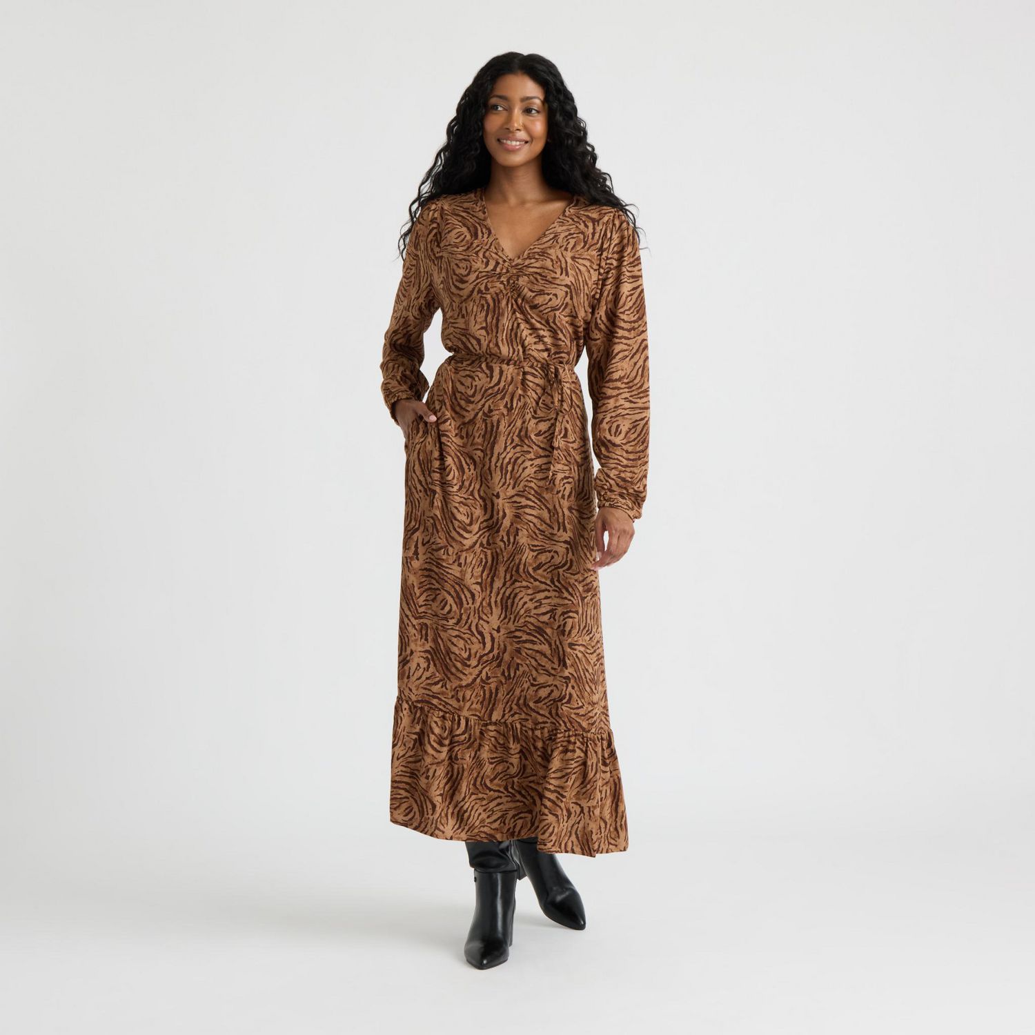 Robe à volants manches longues de Mexx pour femmes