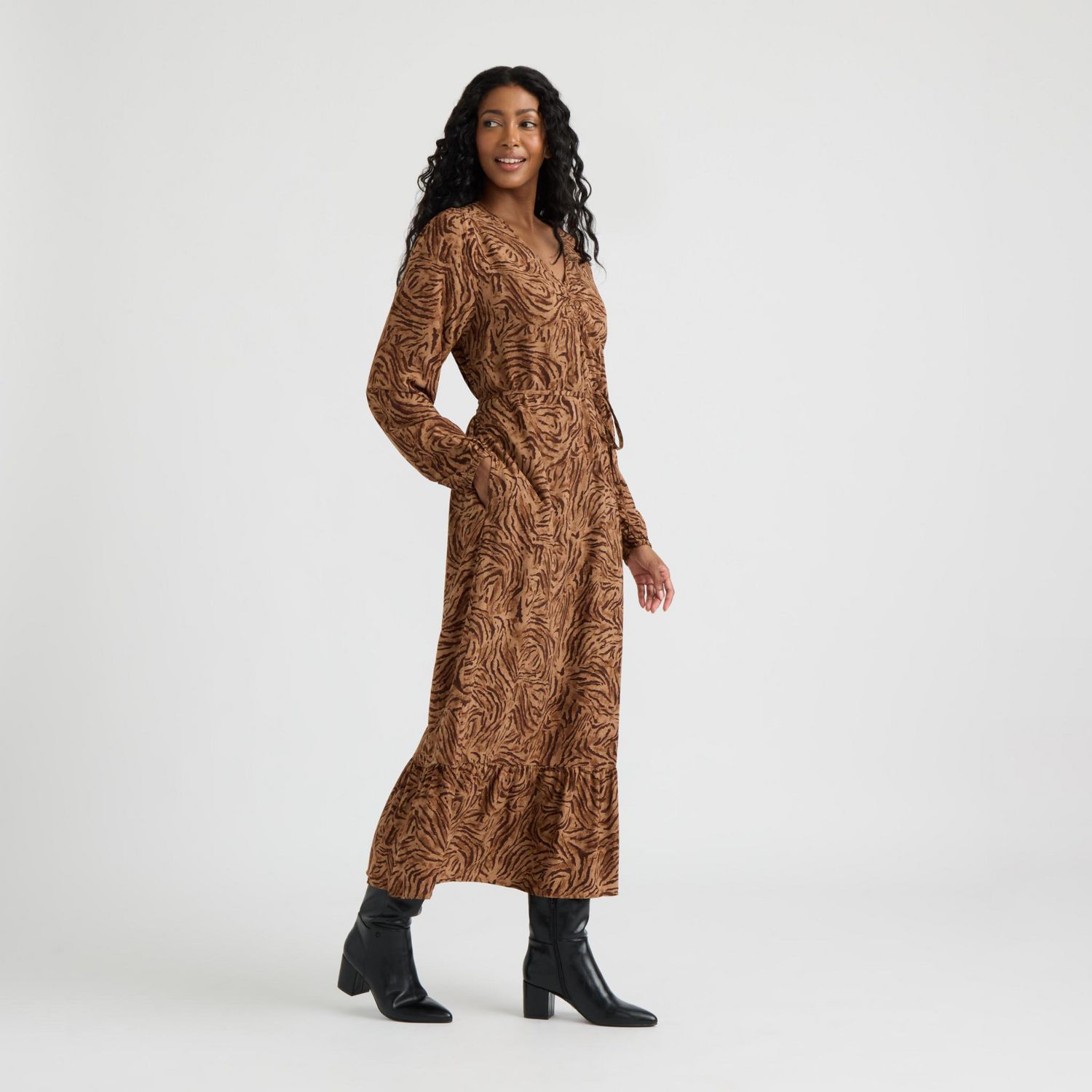 Robe à volants manches longues de Mexx pour femmes