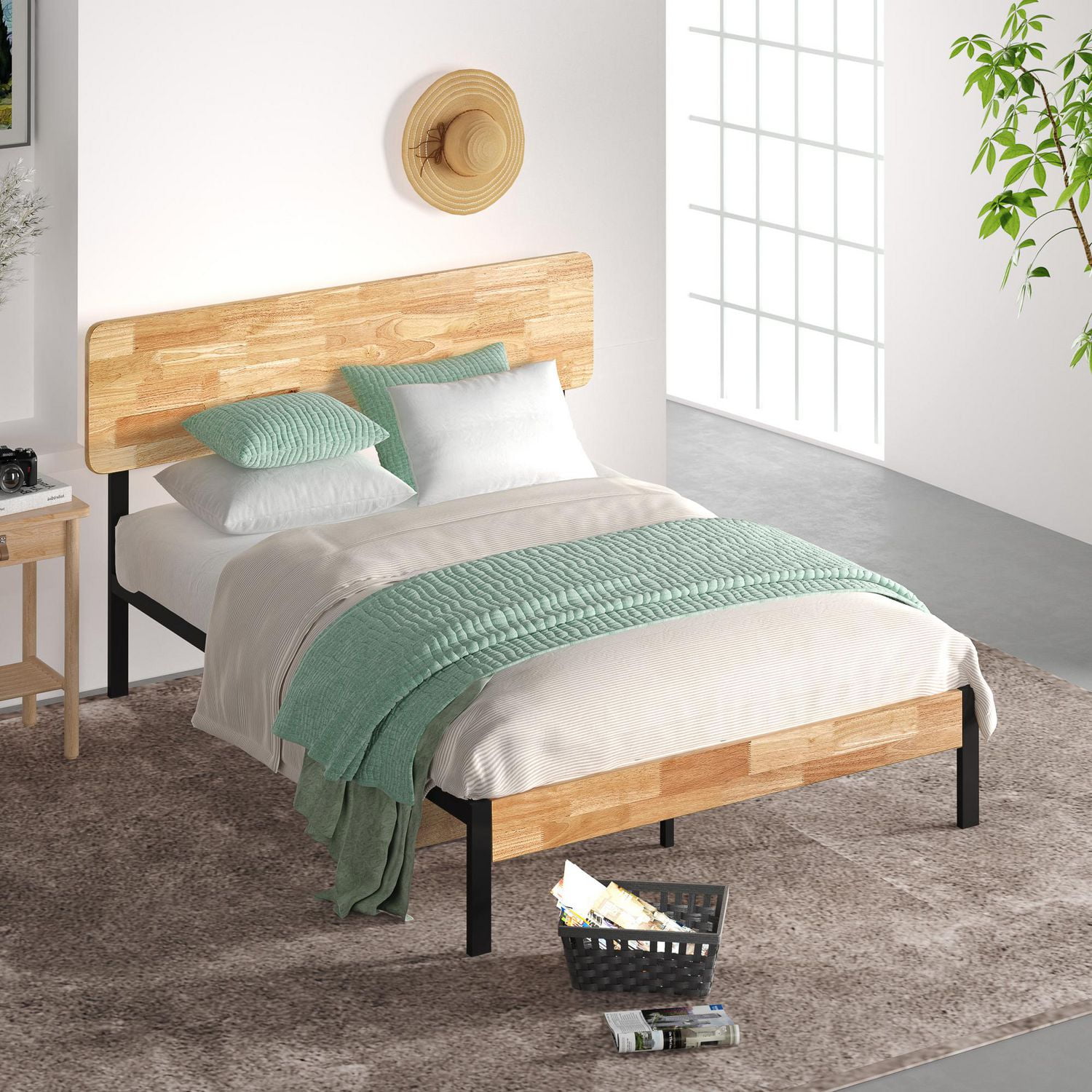 Zinus tuscan metal & store wood platform bed