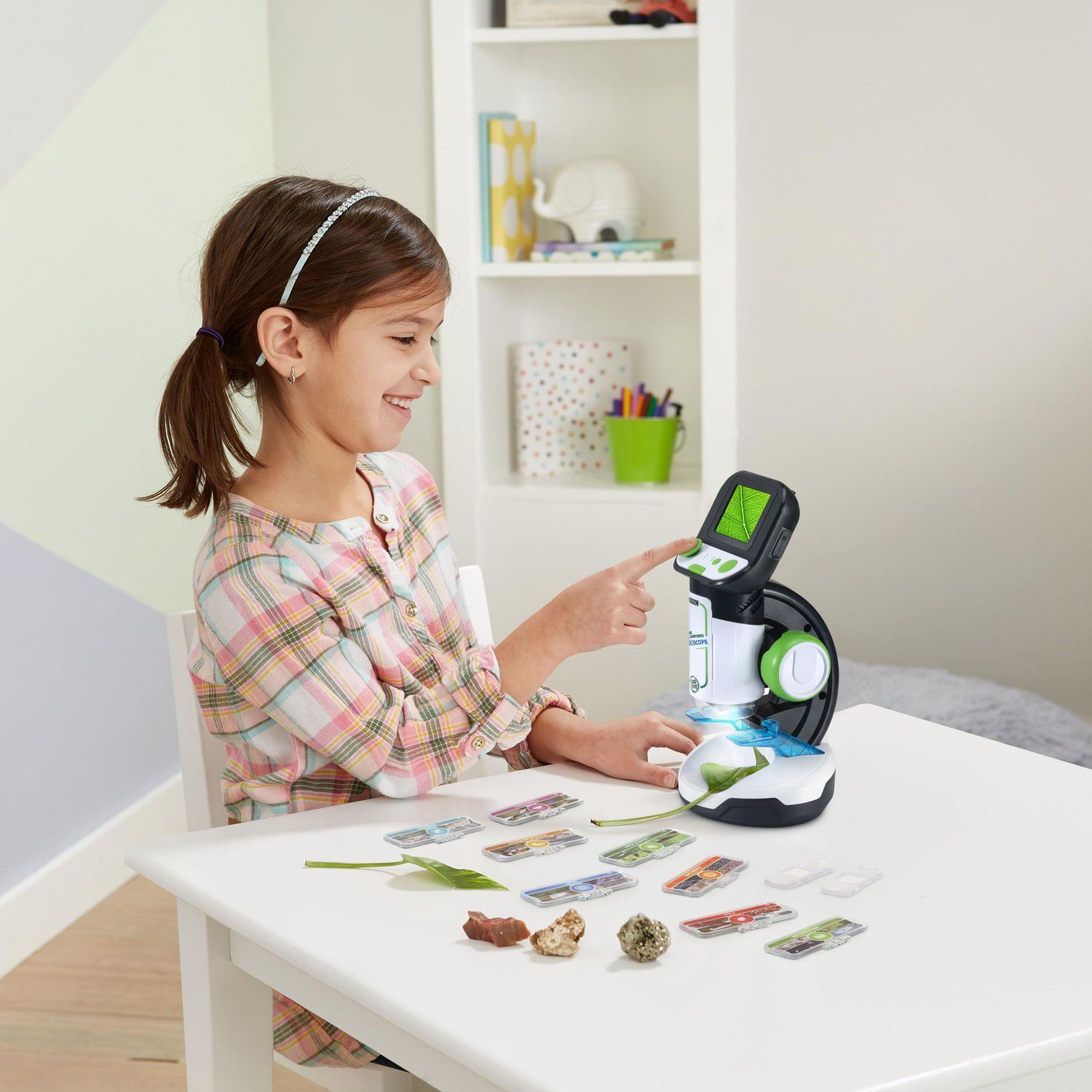 LeapFrog Magic Adventures Microscope™ - English Version, 5+ Years