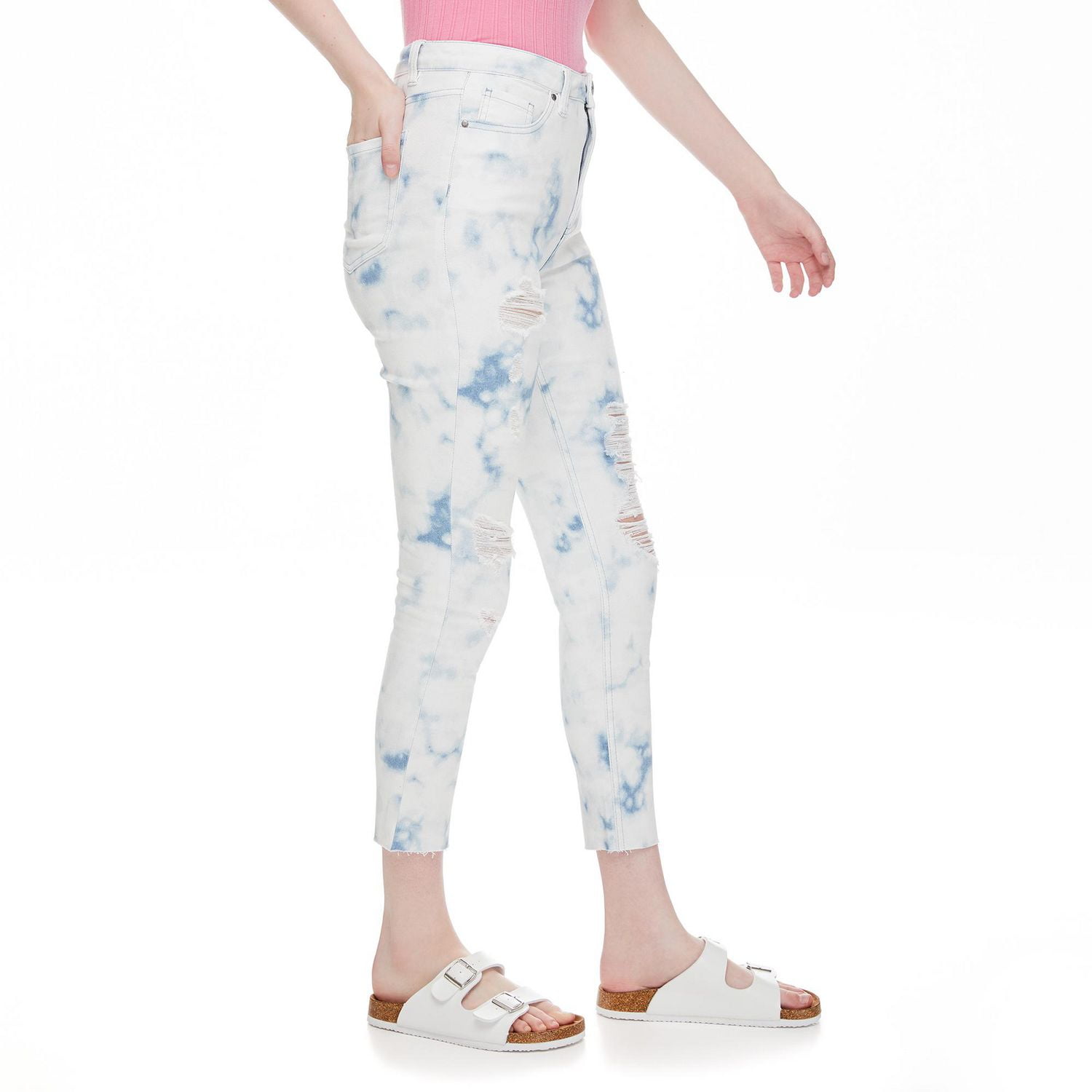 No Boundaries Women's High-Rise Mom Jean