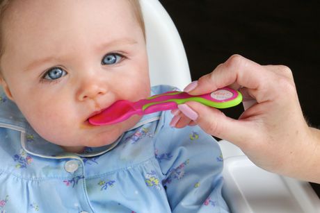 vital baby feeding spoons