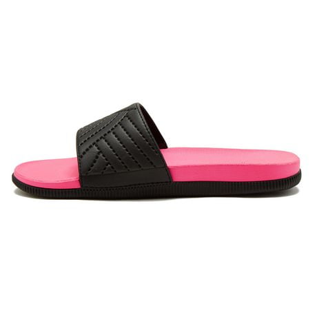 athletic slides spray shower works
