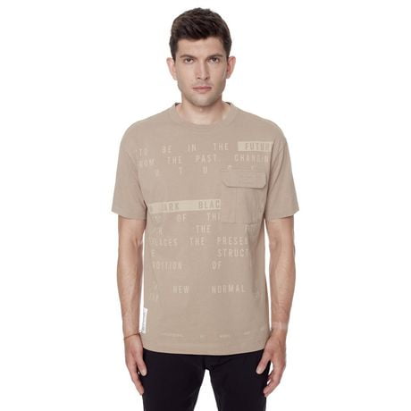 Dark Black Men's Short-Sleeve Graphic  T-Shirt