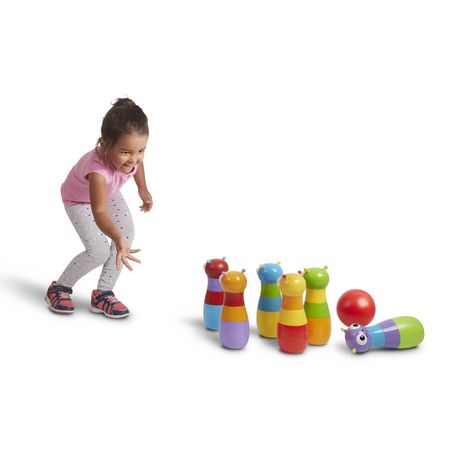 melissa and doug cute as a bug bowling set