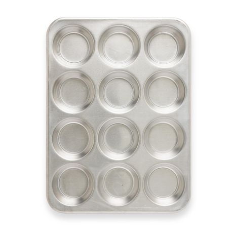 Nordic Ware Naturals 12 Cavity Muffin Pan, Nordic Ware 12C Muffin Pan