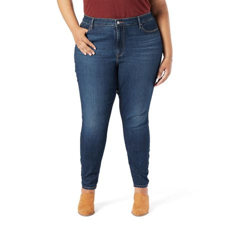 Signature by Levi Strauss & Co.™ Red Women's Plus High Rise Skinny Jeans
