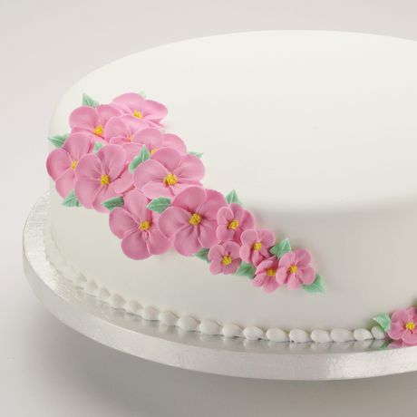 Cartons A Gateaux Ronds Avec Bord Festonne En Argent 35 5 Cm De Wilton Paq De 6 Walmart Canada