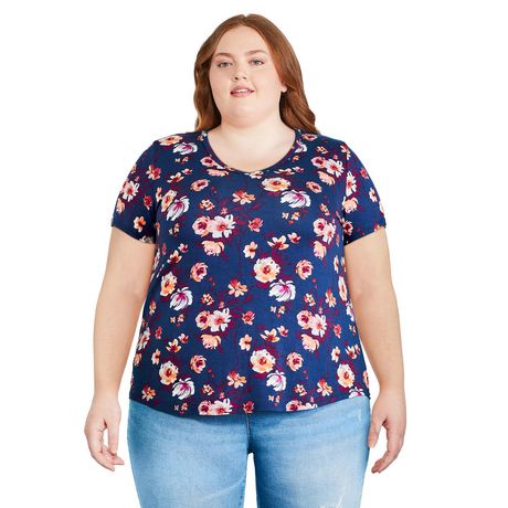 George Plus Women's Printed Drapey V-Neckline Tee | Walmart Canada