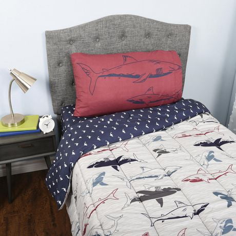 Nemcor 4-Piece Sharks Twin Bedding Set | Walmart Canada