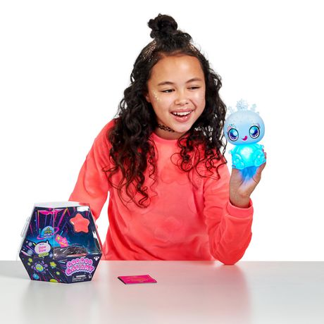 Goo Goo Galaxy™ Single Doll Pack - Snow Glow | Walmart Canada