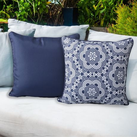 2 Pack Indoor Outdoor Decorative Pillows Blue Medallion 18 x 18 Walmart