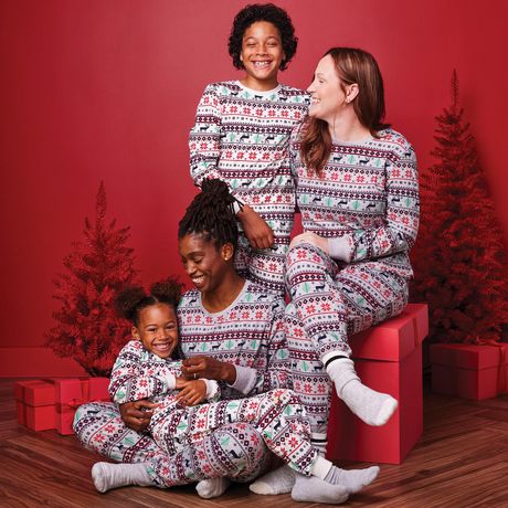 Camidy Family Matching Outfits Christmas Pajamas Set Reindeer Striped Xmas  Sleepwear Homewear PJ for Pet Baby Kids Mom Dad : : Clothing,  Shoes & Accessories