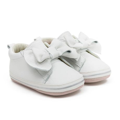 Robeez - Baby, Infant, Toddler, Girls - First Kicks - Leather Shoes with Suede Sole - Aria White