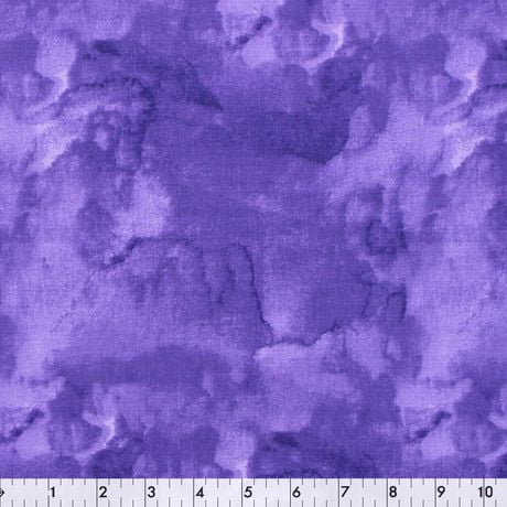 Tissu au mètre en coton Fabric Creations à motif de violet foncé avec texture fumée