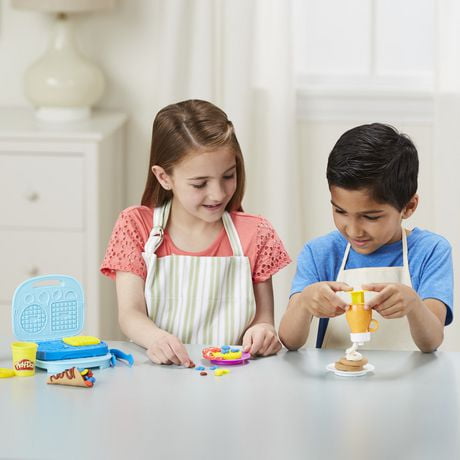 Play-Doh Kitchen Creations Breakfast Bakery | Walmart Canada