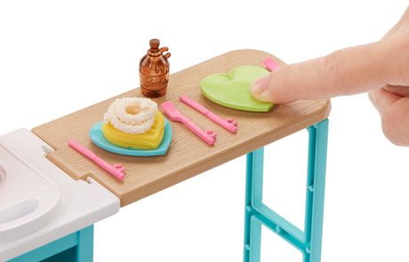 barbie stacie doll and breakfast playset