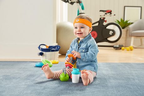 Coffret Cadeau Musculation De Fisher Price 4 Jouets Pour Bebe A Theme De Mise En Forme Avec Accessoire Vestimentaire A Porter Walmart Canada