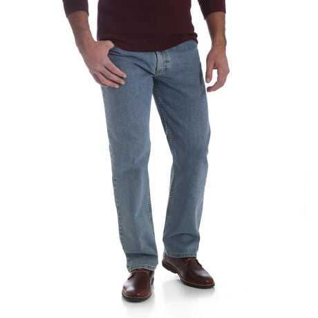 Wrangler Men's Performance Regular Fit Jean, Regular fit, 5 pocket styling