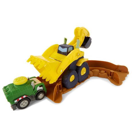 little tikes wheelz slammin racers scrapyard derby