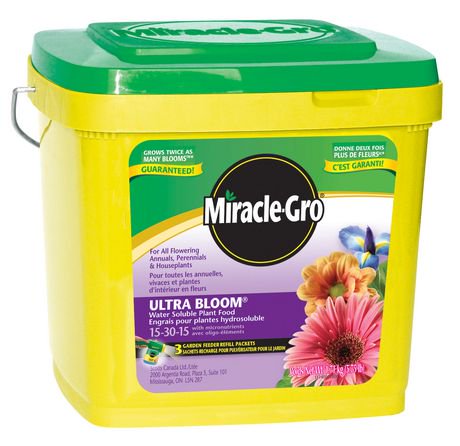 Miracle-Gro Water Soluble Ultra Bloom Plant Food 15-30-15 ...