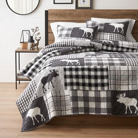 Canadiana MOOSE CROSSING 3-PIECE QUILT SET, Cotton Yarn-Dye available in Double/Queen and King