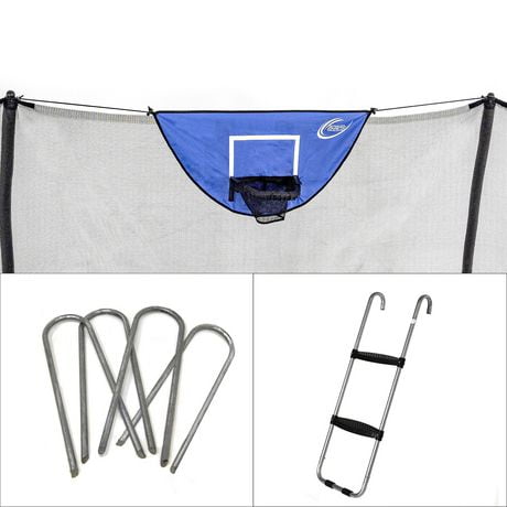 SKYWALKER TRAMPOLINES Kit d'accessoires pour trampolines d'extérieur, crochet universel, échelle large antidérapante à 2 marches, en forme de U, paquet de 4, piquets à vent robustes, jeu de basket-ball