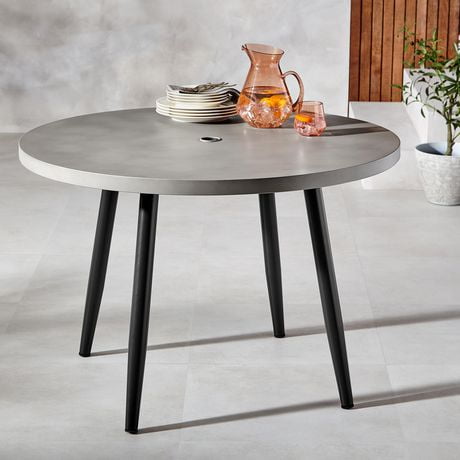 HOMETRENDS Patio Round Dining Table