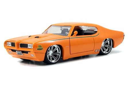 Jada Toys 1:24 Diecast Big Time Muscle - 1969 Pontiac GTO Judge ...