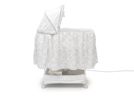 delta silent auto gliding classic bassinet