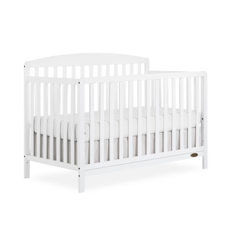 Dream On Harbor 4-in-1 Convertible Mini Crib, For small nurseries 